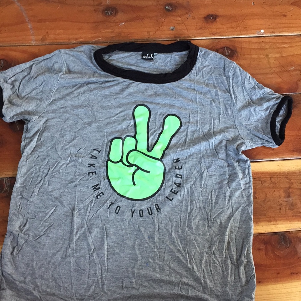 Alien crop top